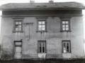 Žst. Strupčice 1984 - hl.budova od severu (od  kolejiště