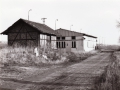 Žst. Strupčice 1984 - původní a novodobý sklad  od západu
