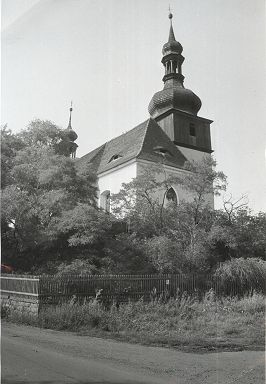 Kostel  od JV - 70.léta 20. stol.