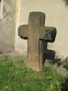 Strupčice - Smírčí kříž latinský